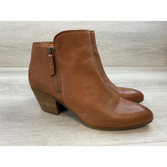 Frye Shoes - Frye Judith Women's Zip Cognac Leather Ankle Boots 9.5 Booties Comfort Shoes